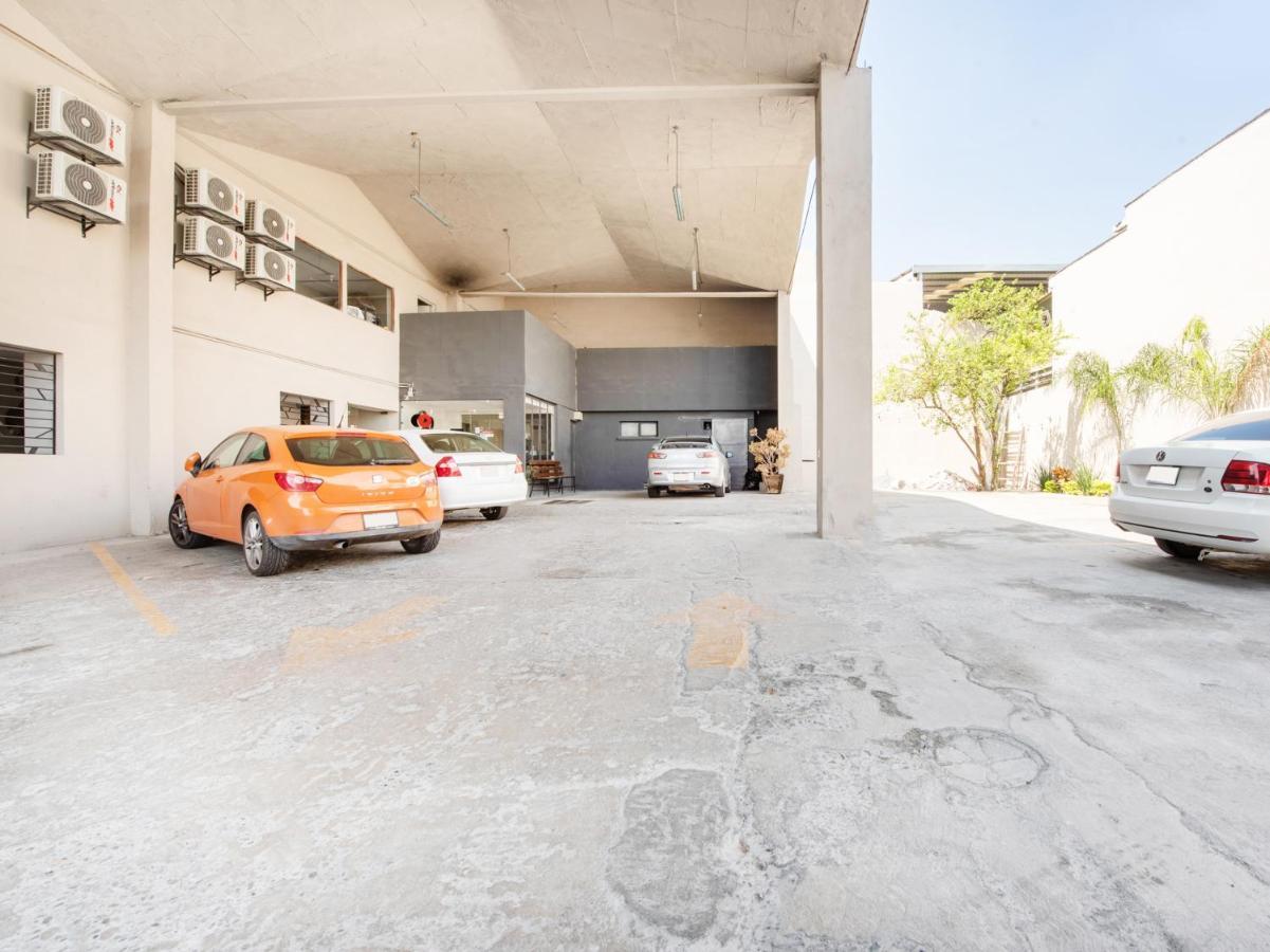 Hotel 202 Monterrey Extérieur photo